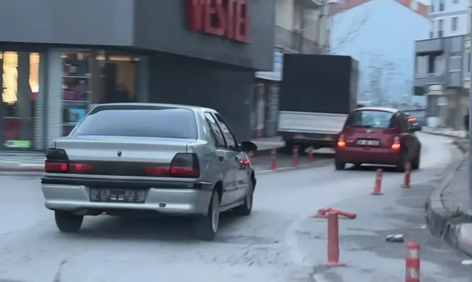 Aksaray'da Filmleri Aratmayan Kaçış: Plakaları Söktü Ama Yakayı Ele Verdi