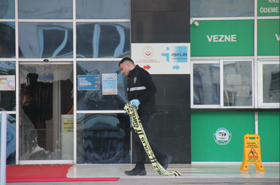 Antalya Serik Belediyesi'ne Silahlı Saldırı: Şüpheli Yakalandı