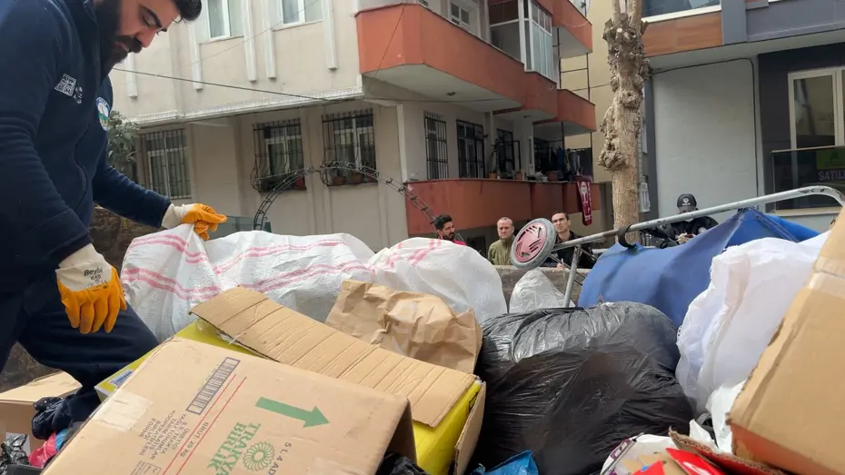 Avcılar'da Çöp Ev Krizi: Tahliye İşlemlerine Mahkeme Engeli