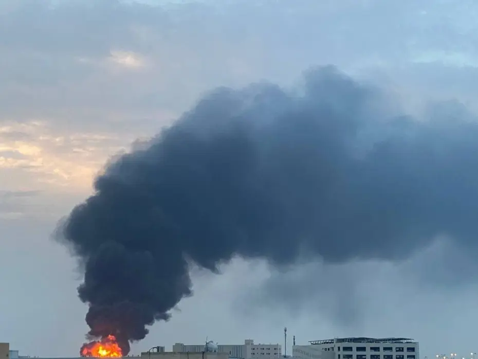 Bahreyn'de Kritik Gelişme: İran Kaynaklı Saldırı Yangına Yol Açtı