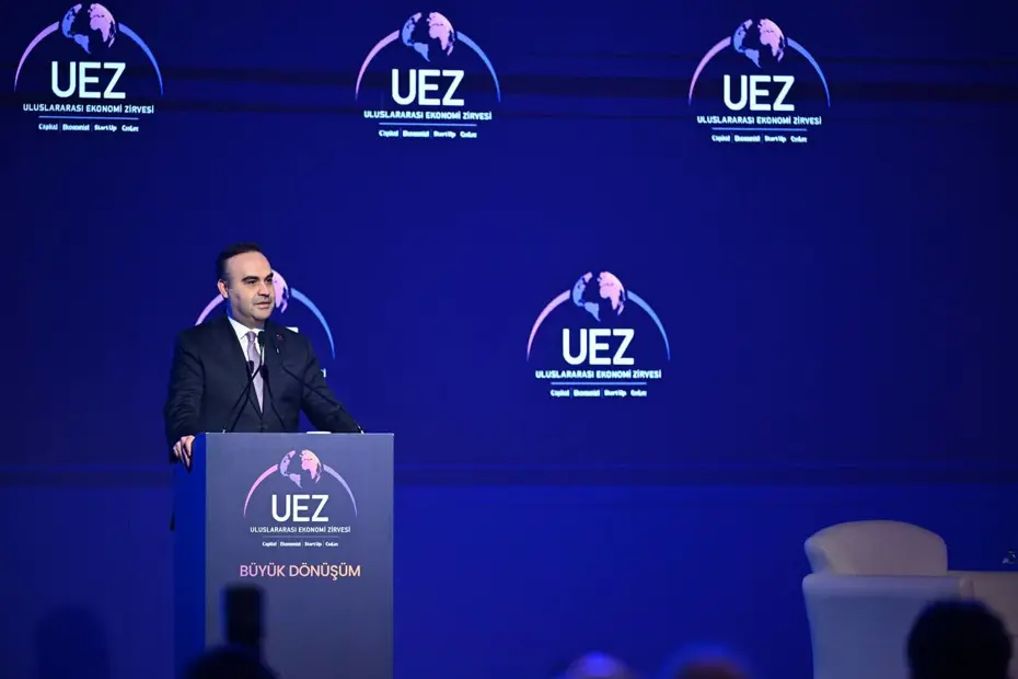 Bakan Kacır: Türkiye Küresel Ticaretin Yeni Merkez Üssü Oldu