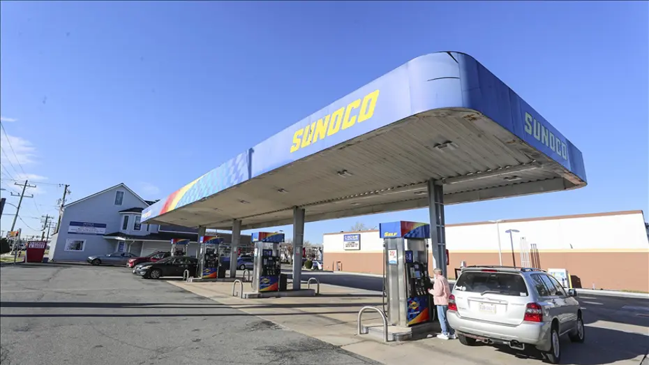 Benzin Fiyatlarında Tarihi Düşüş: Yüzde 10'luk Gerileme