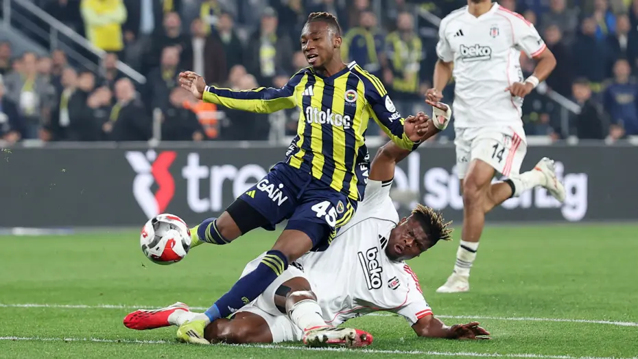 Fenerbahçe-Beşiktaş Derbisinde Penaltı Krizi: Beşiktaş Yönetiminden Sert Tepki