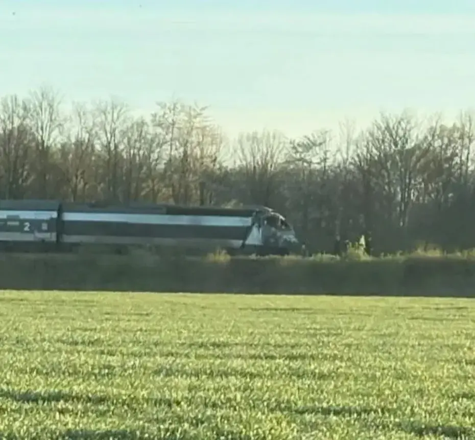 Fransa'da Tren Kazası: Hızlı Tren ve Kamyon Çarpıştı