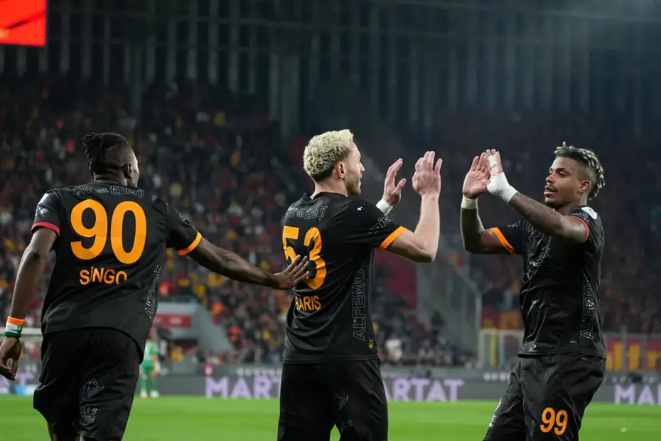 Galatasaray İzmir'de Galibiyetle Döndü: Zirvede 4 Puanlık Fark