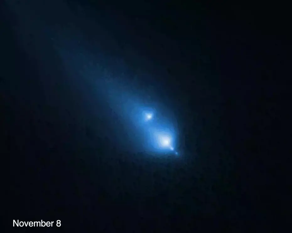 Hubble Uzay Teleskobu Kuyruklu Yıldızın Parçalanma Anını Görüntüledi