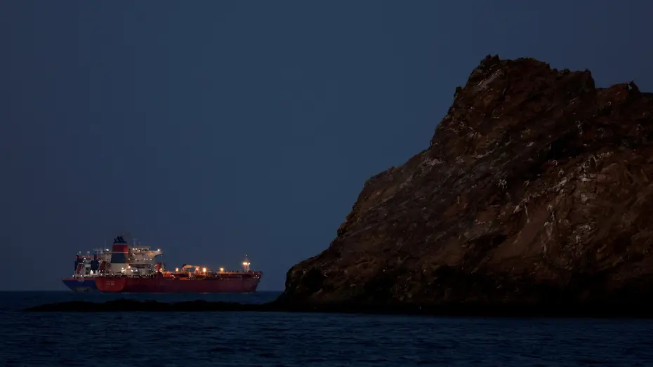 Hürmüz Boğazı'nda Ateşkes Krizi: Ticaret Neden Başlamadı?