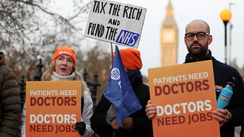 İngiltere’de Büyük Grev: Asistan Doktorlar İş Bıraktı