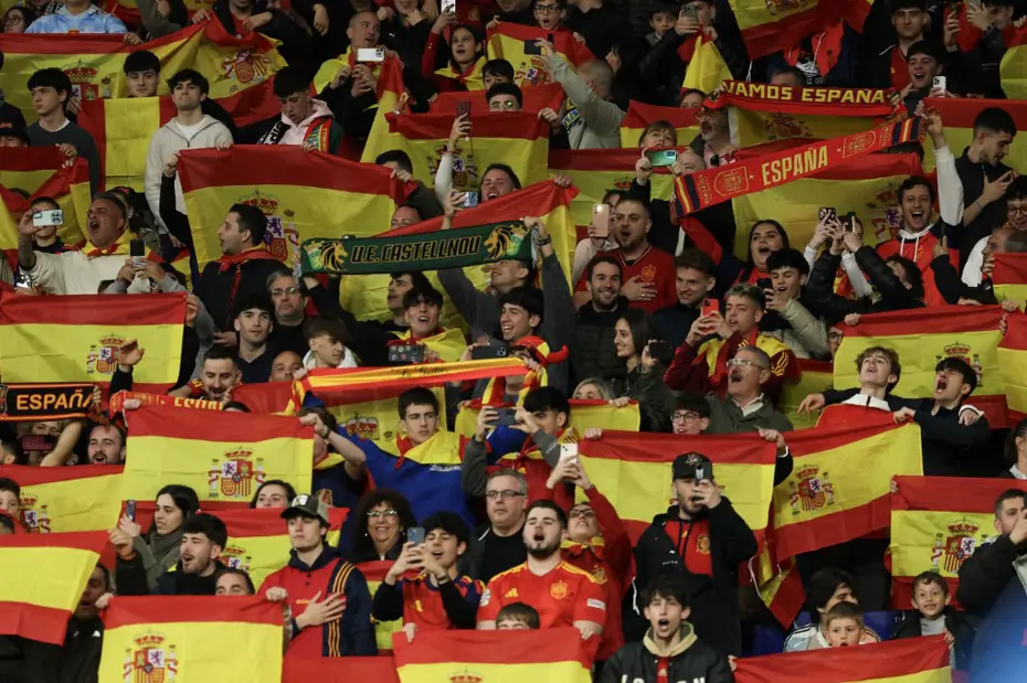 İspanya-Mısır Maçında İslamofobik Tezahürat Skandalı: Soruşturma Başlatıldı