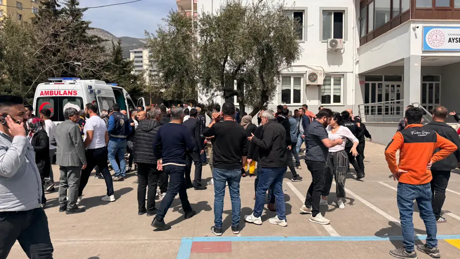 Kahramanmaraş'ta Okulda Silahlı Saldırı Dehşeti: 4 Ölü, 20 Yaralı