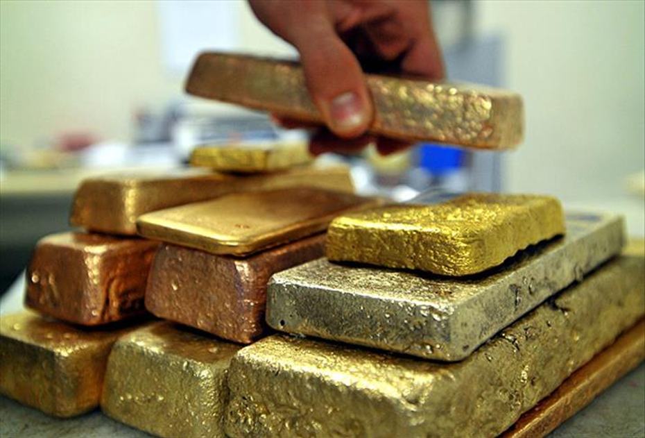 Küresel Ekonomide Dönüşüm: Çin'in Altın Stratejisi ve Doların Geleceği