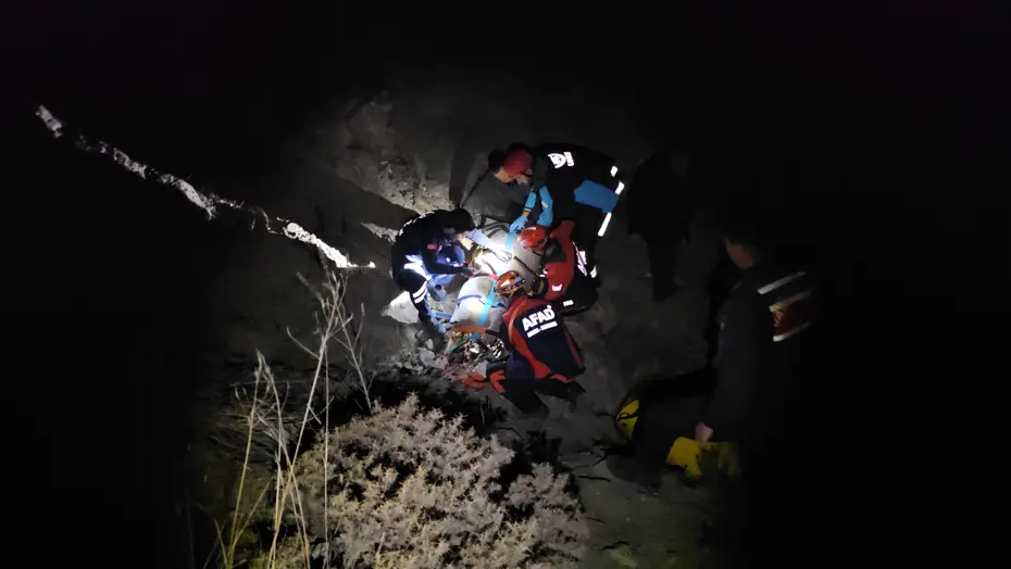 Mantar Toplarken Dehşeti Yaşadı: 250 Metrelik Uçurumdan 5 Saatte Kurtarıldı