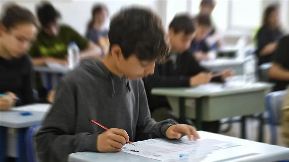 MEB'den Sınavlarda Yeni Dönem: Bağlam Temelli Soru Sistemi Tüm Türkiye'ye Yayılıyor