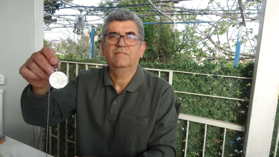 Teknolojiye Yenik Düşen Meslek: Saat Ustası 12 Yıldır Evinde Sanatını Yaşatıyor