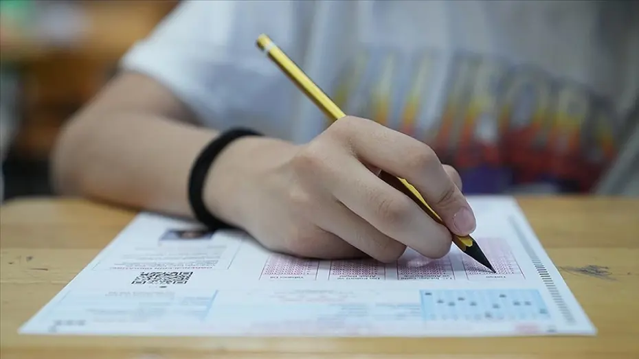 YKS Başvurularında Rekor Düşüş: Üniversite Sınavına İlgi Neden Azaldı?